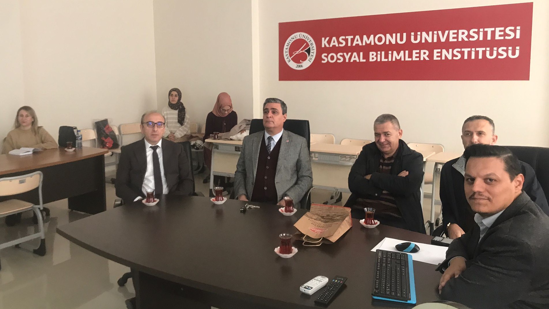 Aicoor Bilgi Teknolojileri Temsilcisi Sadi Özgür, 30 Farklı Dile Çapraz Çeviri Yapabilen Transleyt Uygulamasını Tanıttı