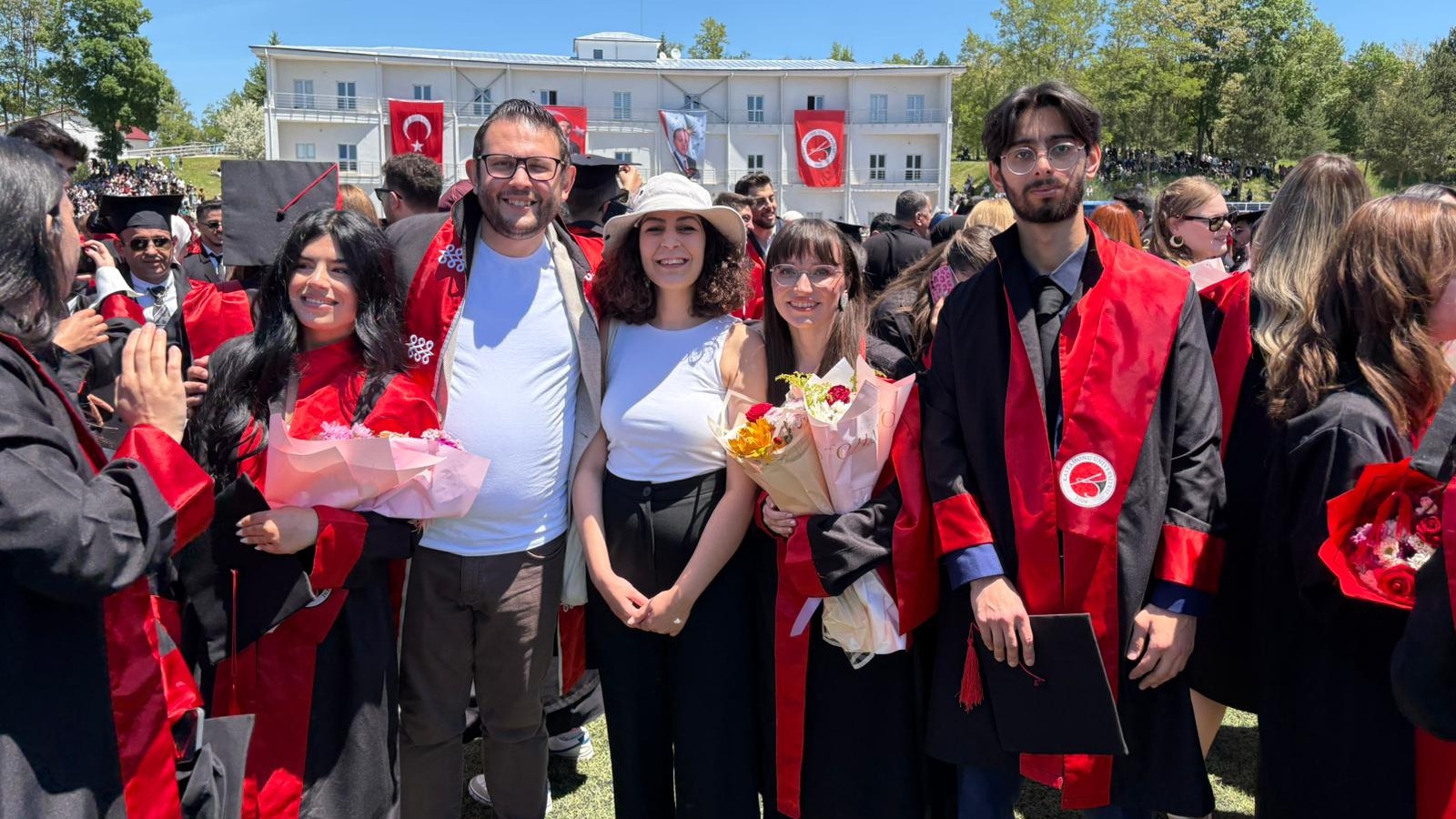 Çağdaş Türk Lehçeleri ve Edebiyatları Bölümü Öğrencilerimizin Mezuniyet Töreni