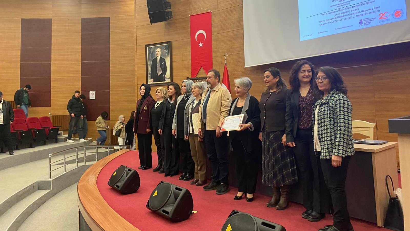 Osmanlı’dan Cumhuriyet’e Karikatürlerde Kadın Sergisi ve Bilim Kadınları Paneli Düzenlendi