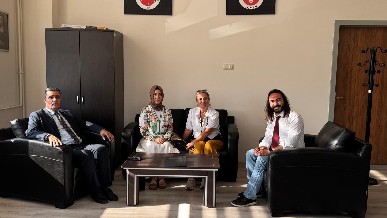 TÖMER Müdürü Olarak Atanan Doç. Dr. Onur Hasdedeoğlu’na Tebrik Ziyareti