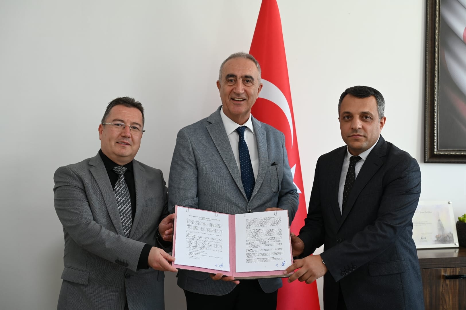 Üniversitemiz ile Jeomorfoloji Derneği Arasında İş Birliği Protokolü İmzalandı