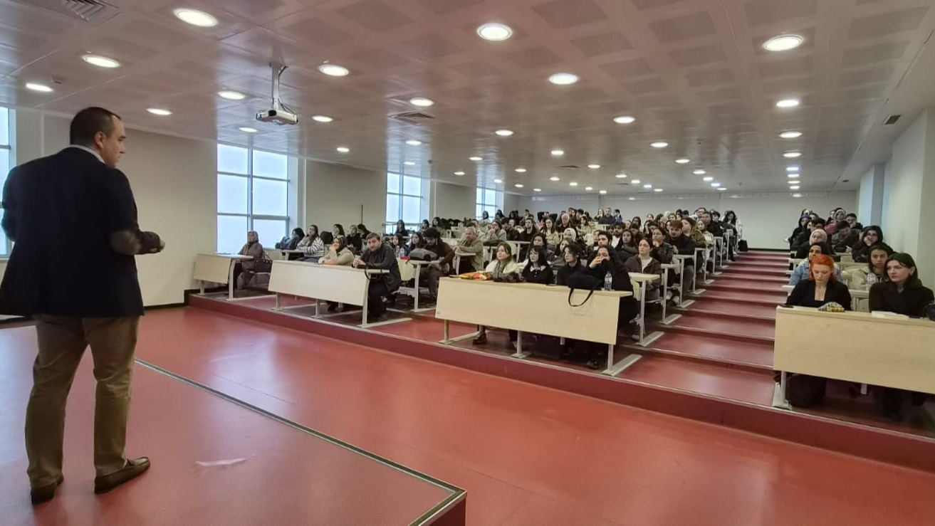 TÜBİTAK 2209 A/B Proje Yazma Eğitimi Düzenlendi