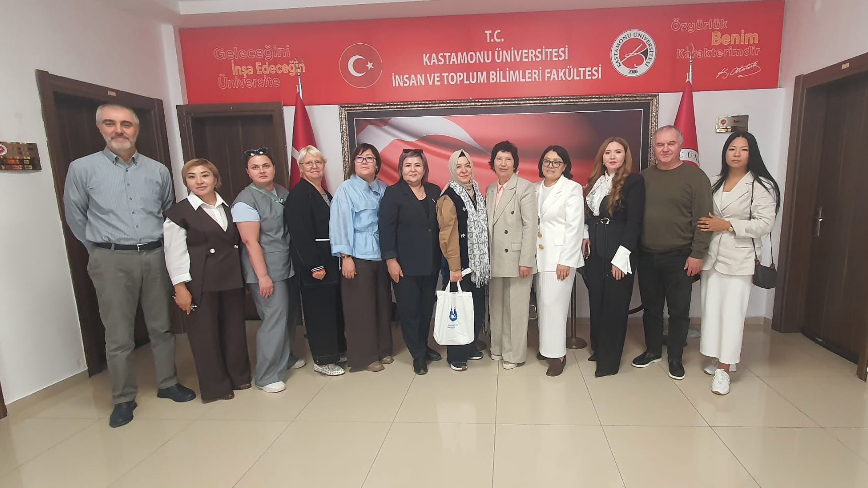 Kazakistan Öskemen Sarsen Amanjolov Üniversitesi, Serikbayev Teknik Üniversitesi Akademisyenlerinin Fakültemizi Ziyareti