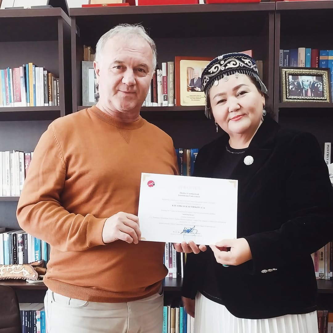 MİSAFİR HOCAMIZ DOÇ. KALYBEKOVA, KAZAKİSTAN’I VE KÜLTÜRÜNÜ ANLATTI