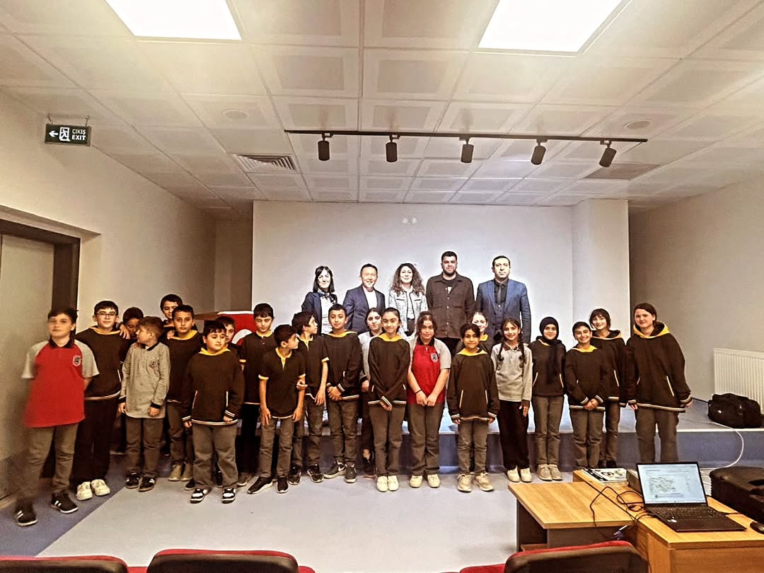 Üniversite-Toplum Buluşması: Subaşı Köyü’nde Kazak Kültürü Rüzgârı ve “Dilimiz Zenginliğimiz” Etkinliği