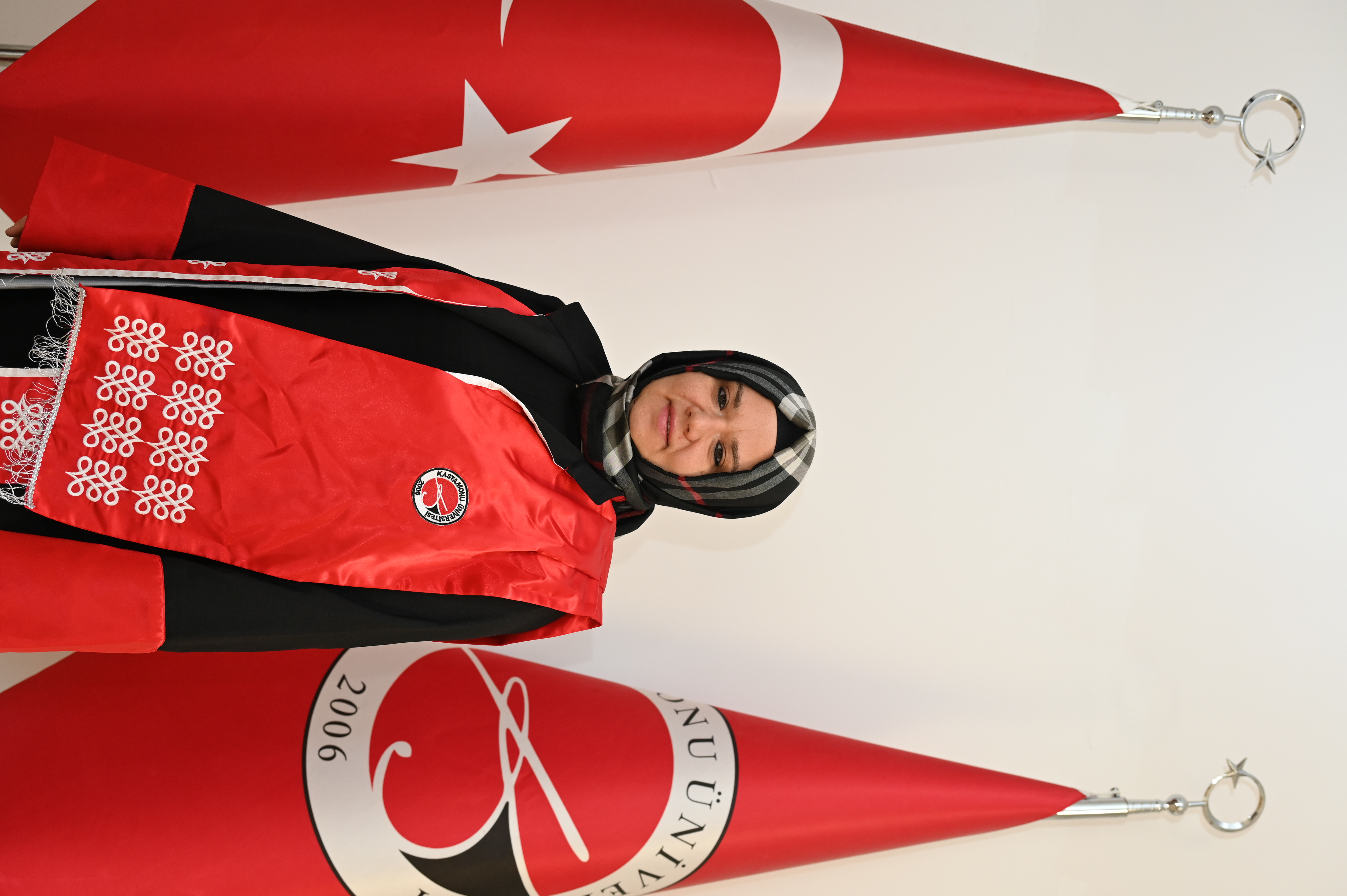 Doç. Dr. Semiha Betül TAKICAK